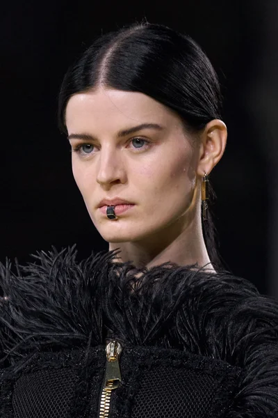 Look 189